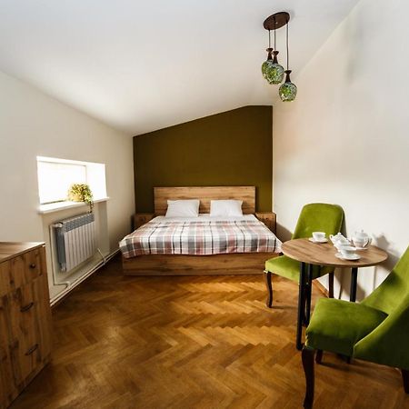 Red Castle Hotel Jereván Kültér fotó